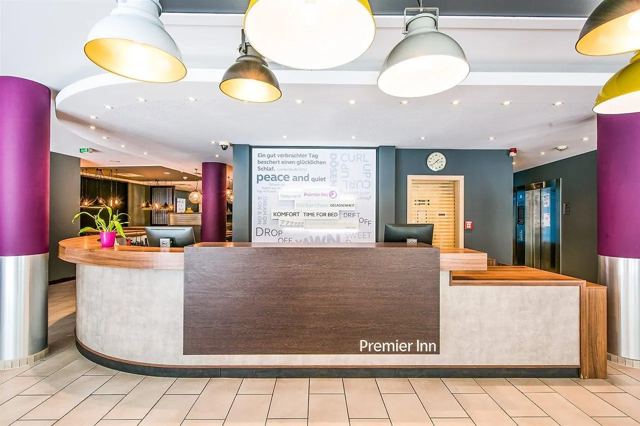 Holiday Inn Express Berlin City Centre West 3*,  Germany